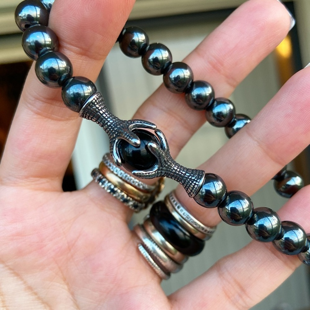 Men or women Dragon claws Shinny onyx & hematite gemstone bead bracelet
